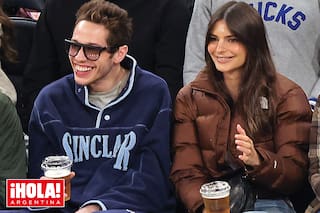 El comediante Pete Davidson suma otra belleza a su lista interminable de conquistas: Emily Ratajkowski