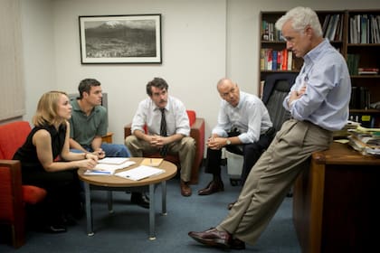 En primera plana se impuso en la categoría máxima de los Oscar en 2016; está disponible en Max (Foto: IMDb)