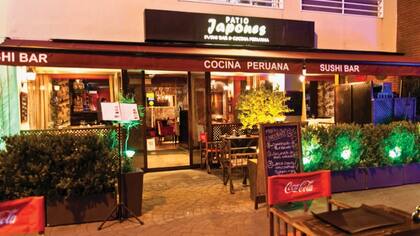 En Puerto Madero, Patio Japonés ofrece rolls de fusión peruano-japonesa