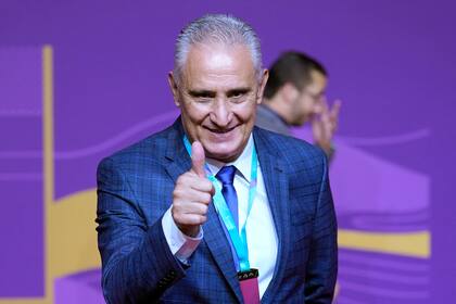 En Qatar, en abril pasado, Tite fue una atracción