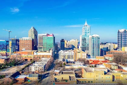 En Raleigh, el auge de la industria de investigación aumenta la demanda y los costos inmobiliarios
