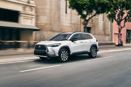 En regiones frías de Estados Unidos, los híbridos resultan más prácticos, ya que los motores a combustión funcionan mejor en bajas temperaturas que las baterías de Tesla