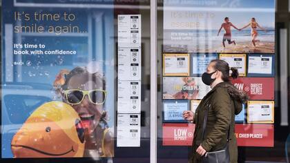 En Reino Unido aumentan los casos de infecciones por la variante delta y el primer ministro anunció el retraso en el avance hacia la última etapa del desconfinamiento total