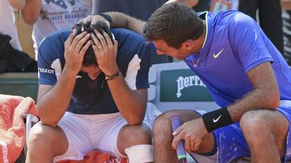 En Roland Garros: el consuelo de Del Potro para el lesionado Almagro
