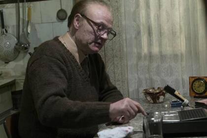 En Rusia se escuchan y leen críticas a favor y en contra de la serie. Y la gente comparte sus experiencias personales en las redes sociales