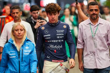 En San Pablo, al margen de los accidentes y del dolor por la muerte de su abuelo, Colapinto ya empezó a tener mayor custodia de Williams en sus movimientos