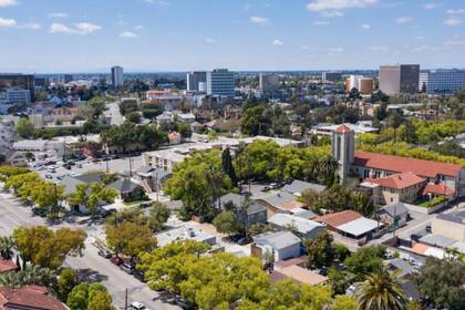 En Santa Ana analizan la posibilidad de extender el voto local para los no ciudadanos