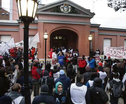 En Santa Cruz, el conflicto docente marcó el ritmo escolar del año