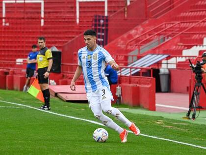 En septiembre de 2023, Esquivel fue convocado por Lionel Scaloni para la doble fecha de eliminatorias ante Ecuador y Bolivia