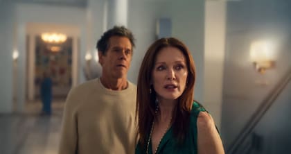 En Sirenas, la villana es Michaela Kell, interpretada impecablemente por Julianne Moore