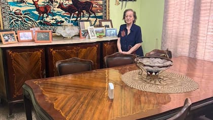 En su casa familiar.