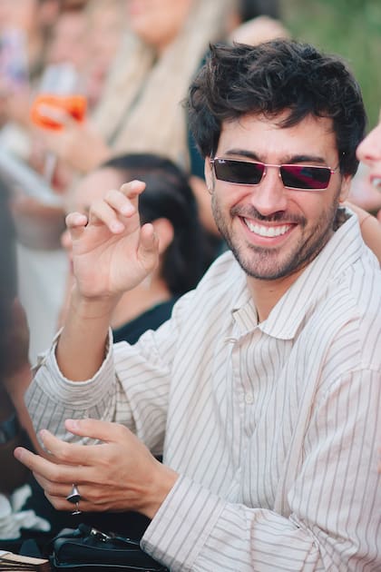 En su cuenta de Instagram, Lizardo Ponce, amigo de la pareja, manifestó su felicidad por compartir este momento tan importante