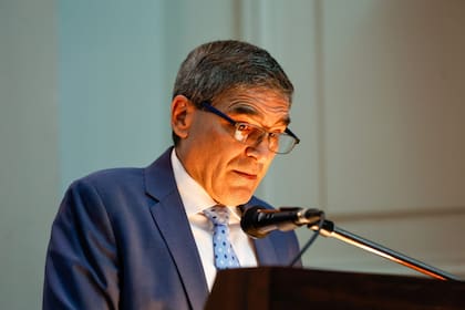 En su discurso, se refirió a la importancia de “la curiosidad” como impulsora en el crecimiento profesional