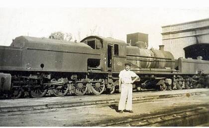 En su época de esplendor, en los talleres ferroviarios de Hucal llegaron a haber 15 locomotoras juntas, en forma simultánea