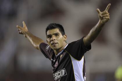 En Lanús se destacó en primera