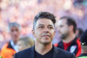 En su paso por River, Marcelo Gallardo le cobraba una multa a sus jugadores por usar el celular en la mesa durante la pretemporada