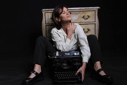 En su piel... Callejón como Pizarnik.