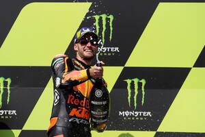MotoGP. Sorpresa en Brno: el primer triunfo de Brad Binder y de KTM