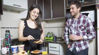 En su visita a Buenos Aires, Patricio Romero Boada y Eugenia Barroeta decidieron alquilar por Segundo Hogar