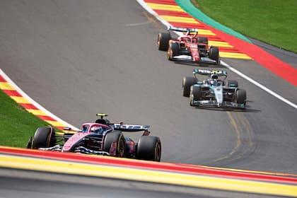 En subida: Franco Colapinto en el circuito de Spa-Francorchamps, donde la frustración volvió a apoderarse del piloto argentino