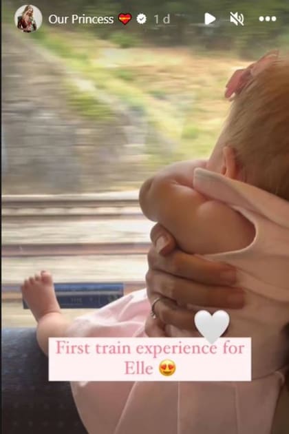 En Suiza, Elle, la hija de Maxi López y Daniela Christiansson, viajó por primera vez en tren