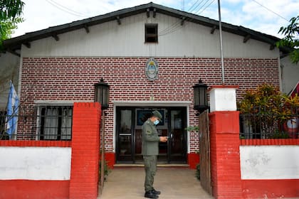 En Tartagal, el trabajo "se ha triplicado", dice el gendarme, pero las tropas "salen a la calle convencidas, pensando que cuidan a sus propias familias"