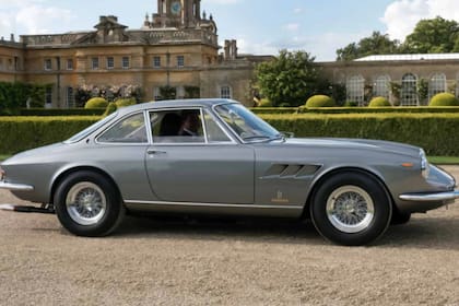 en tercer lugar se situó el Ferrari 330 GTC Speciale de 1967, con un 61,15%