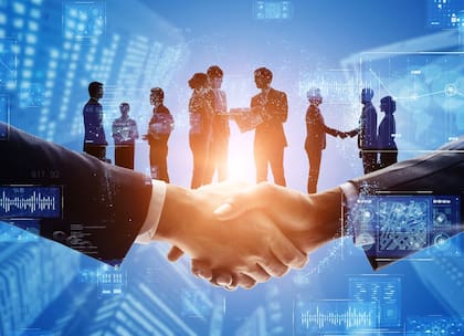 En términos de líder –explicó Vago– este debe poder traccionar en las organizaciones siendo auténtico, contar con capacidad de resiliencia y poder interpretar, ayudar y llevar a la organización a resolver temáticas