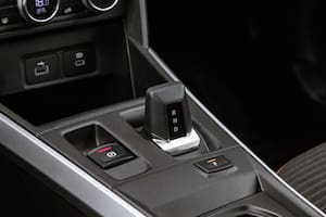 El ranking de los 10 autos con caja automática que quedaron más baratos