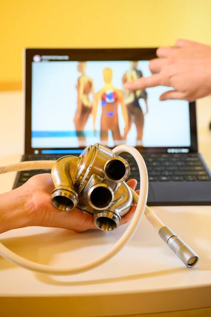 En Texas, se realizó un trasplante de corazón artificial total; los especialistas explican que sirve como puente hasta que se recibe el órgano definitivo