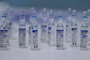 Registraron que más de 11.000 personas recibieron como segunda dosis el primer componente o una vacuna de otro laboratorio