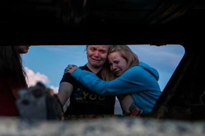 En total pudieron salvarse de la emboscada ocho niños, algunos de ellos bebés