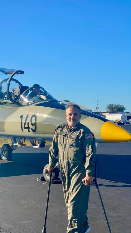 En un Aero L-39 Albatros Jean realizó parte del entrenamiento para viajar al espacio