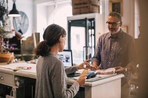 ¿Qué están haciendo las empresas para incentivar la inclusión financiera?