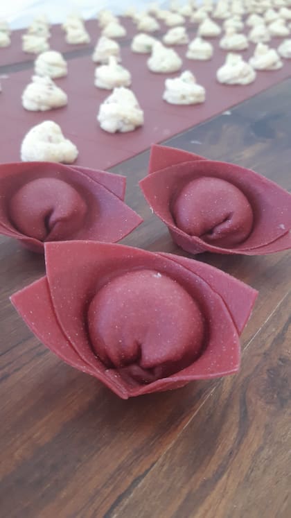 En un contexto plagado de fábricas de pastas, el creador de PAF optó por volver a las raíces del amasado a mano