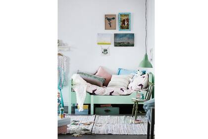 En un dormitorio infantil, el verde nos permite escapar de los clásicos rosa y celeste, creando un clima de relax para el descanso
