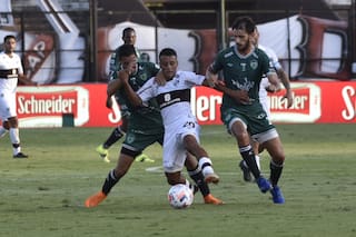 Mano a mano. Platense y Sarmiento igualaron en el duelo de ascendidos