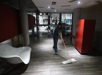 En un edificio de Palermo, la limpieza fue tercerizada