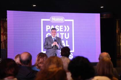 "En un momento donde algunos creen que la cultura es gasto, yo quiero decirles que creo que la cultura es una gran inversión", dijo Macri en la presentación del Pase Cultural Adultos