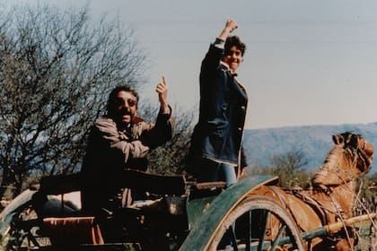 "En un momento hubo una discusión entre Luppi y Sacristán porque Federico decía que tenía que seguir estudiando teatro y José opinaba que no. Pensaba que mi manera natural de actuar era mejor que un estudio formal. 'Tenés una forma natural de ser que ya es un encanto y el resto lo vas a ir encontrando', decía. Y Luppi respondía que no podía decir eso, que yo tenía que seguir estudiando"