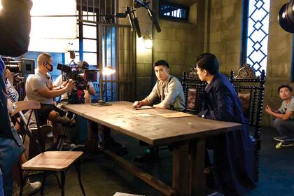 En un país tan poblado como China, un actor con 3 millones de seguidores en las redes sociales no es demasiado conocido, menos famoso.