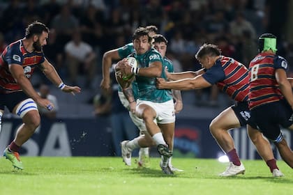 En un partido vibrante, Dogos se quedó con el partido entre argentinos y venció a Pampas XV