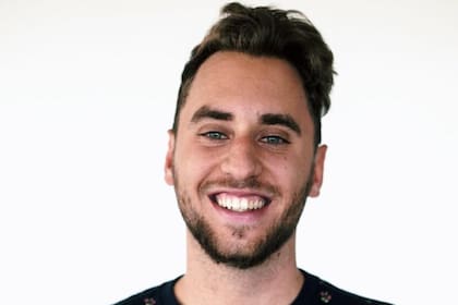 En un relato íntimo, Josch relata la tensión entre la vida y la muerte, desde su punto de vista como recién nacido.