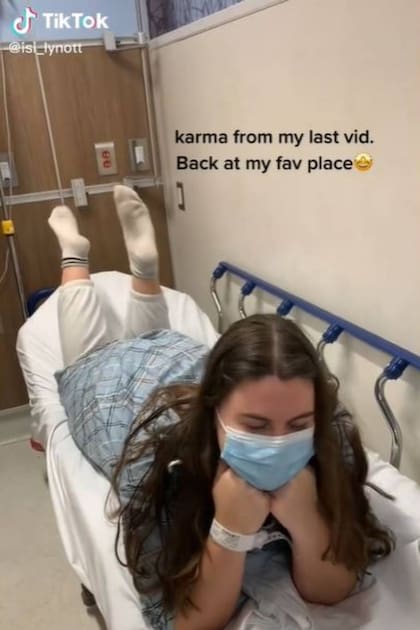 En un video que publicó al día siguiente, Isabelle demuestra que la intervención quirúrgica salió bien