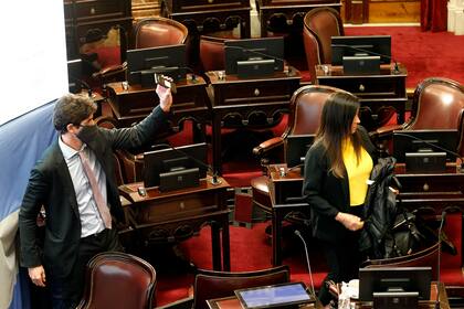 En una sesión tensa, el kirchnerismo avanza para desplazar de sus cargos a los camaristas Leopoldo Bruglia, Pablo Bertuzzi y Germán Castelli