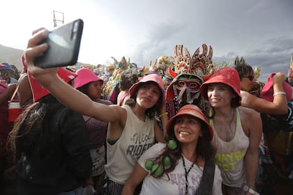 En Uquía participan turistas de todo el pais