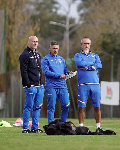 En Vélez, junto a Sebastián Méndez y Adrián González