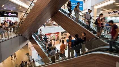 Los argentinos que van a Chile consultan la cotización del peso chileno