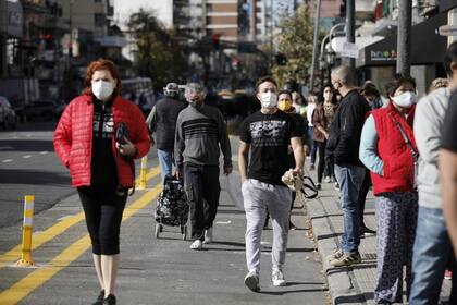 Uno de los grandes problemas para controlar el virus es que pueden contagiar aquellas personas que no tienen síntomas