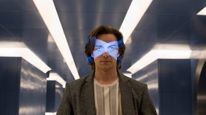 En X-Men Apocalipsis, el profesor Charles Xavier (James McAvoy) piensa cómo enfrentar a varios de sus pares mutantes